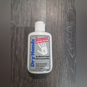 Dry Hands - Gripping Solution